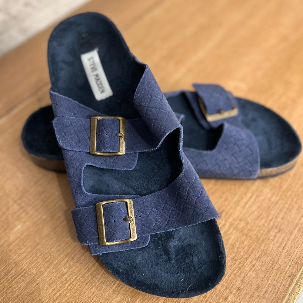 Brand New Steven Madden men’s sandle